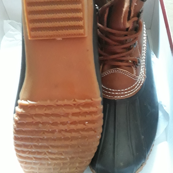 ESPRIT RAIN/SNOW BOOTS worn once in great cond. - Picture 3 of 4